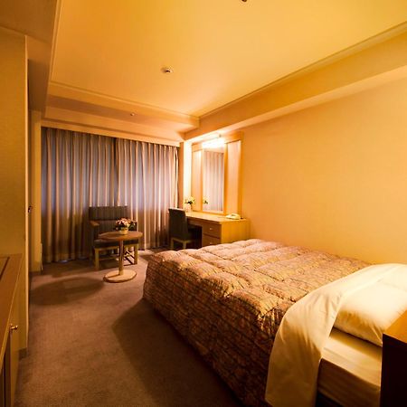 Hotel Pearl City Кобе Екстериор снимка
