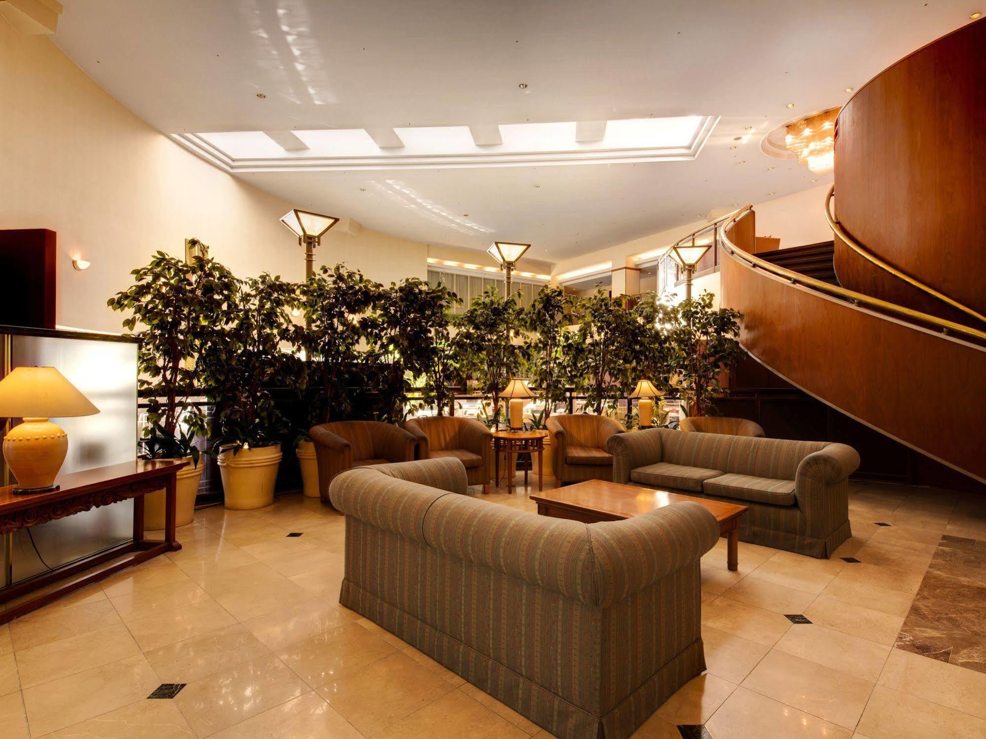 Hotel Pearl City Кобе Екстериор снимка